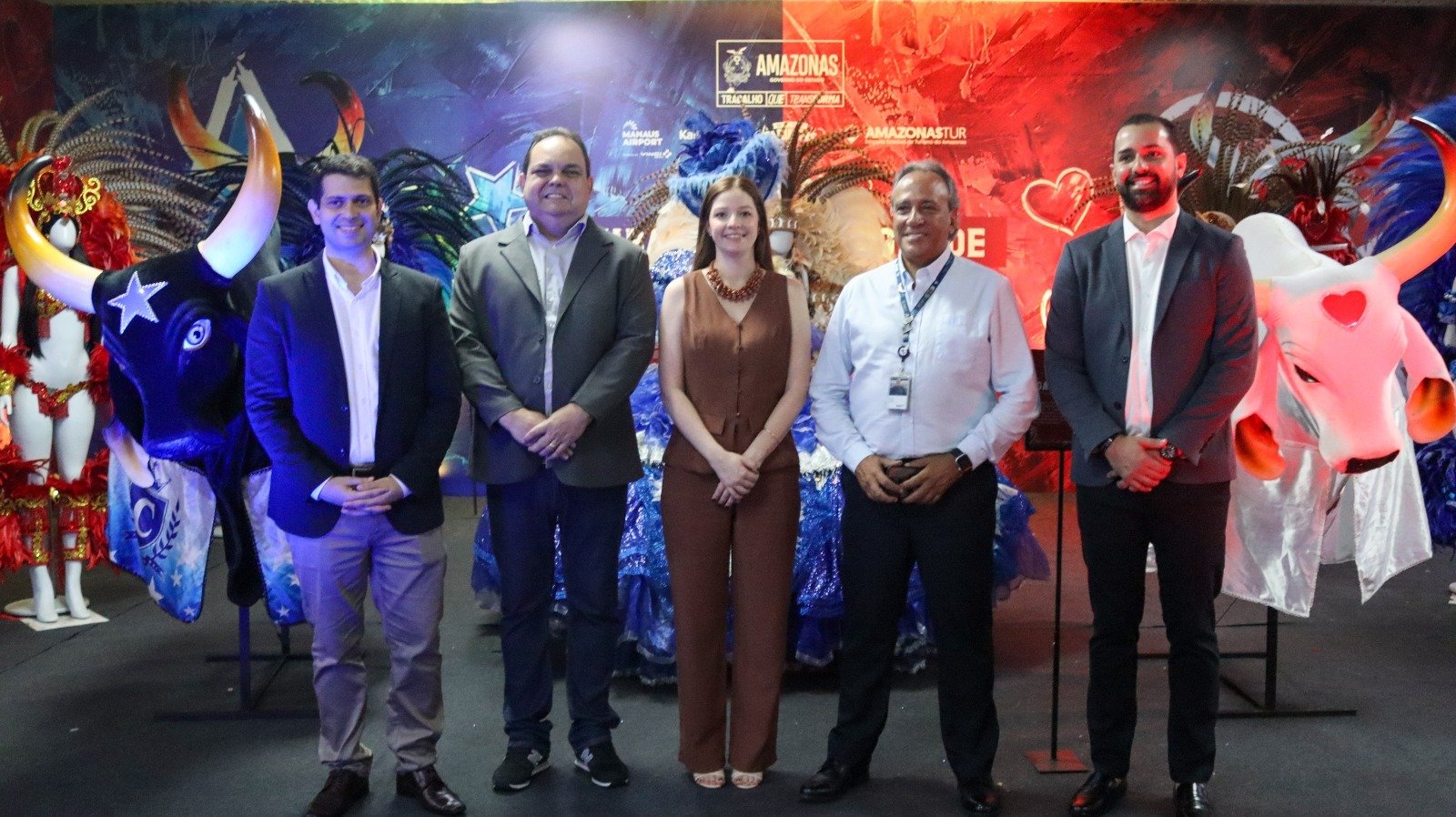 Amazonastur inaugura exposição “Embarque na Magia de Parintins” no aeroporto de Manaus – Parintins em Destaque