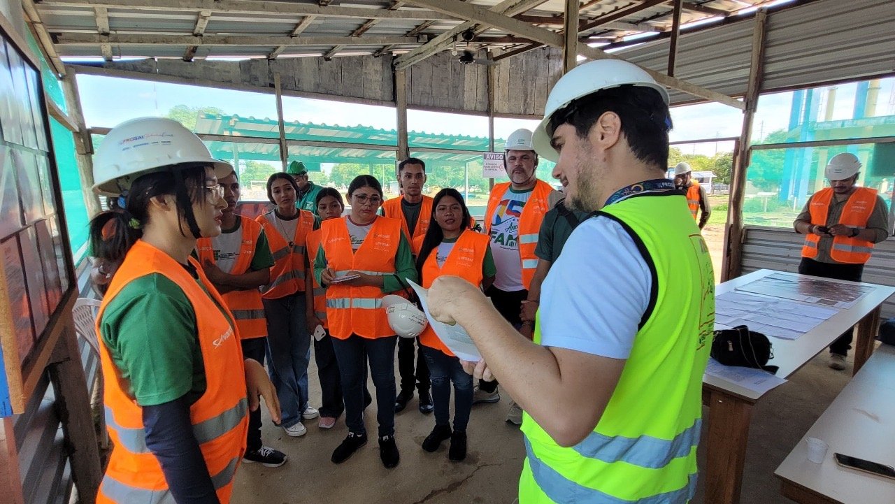 UGPE leva estudantes para conhecer canteiro de obras do Prosai Parintins – Parintins em Destaque