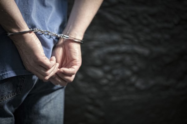 Homem é denunciado à Justiça pelos crimes de homicídio e feminicídio em Canutama