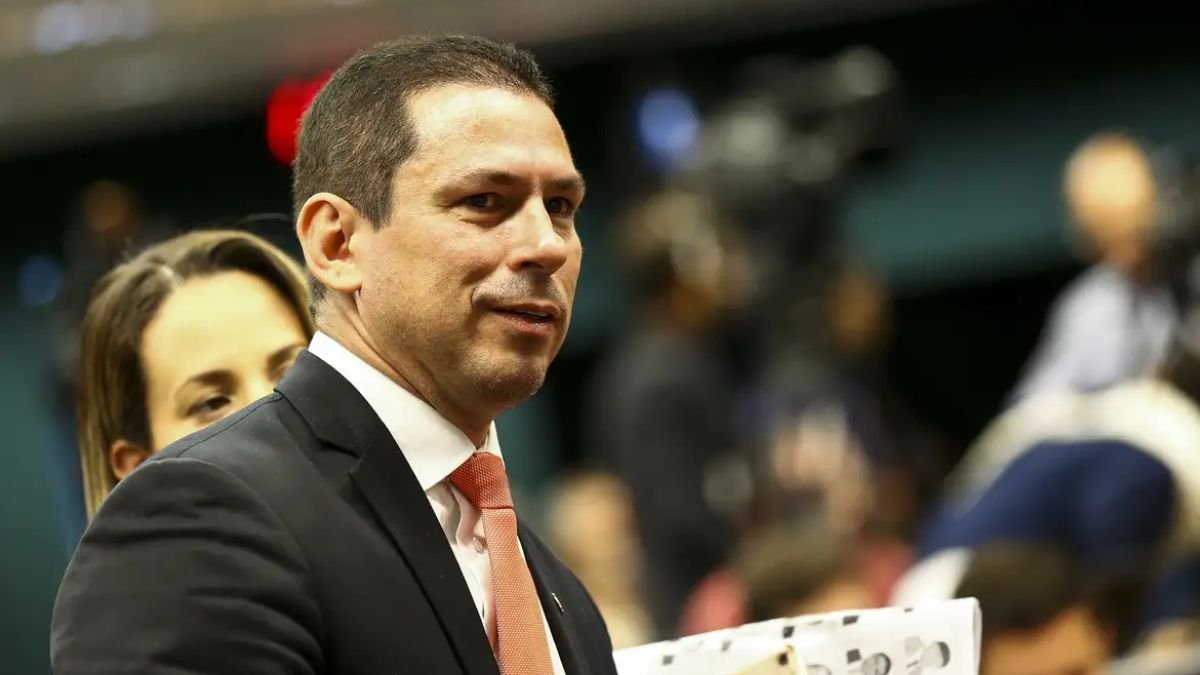 Marcelo Ramos explica impacto de tarifas dos EUA sobre produtos brasileiros