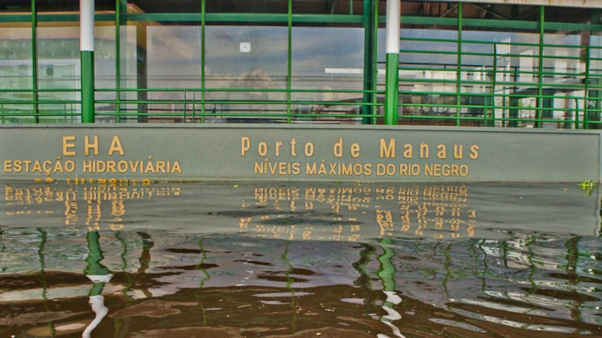 Cheia do rio Negro